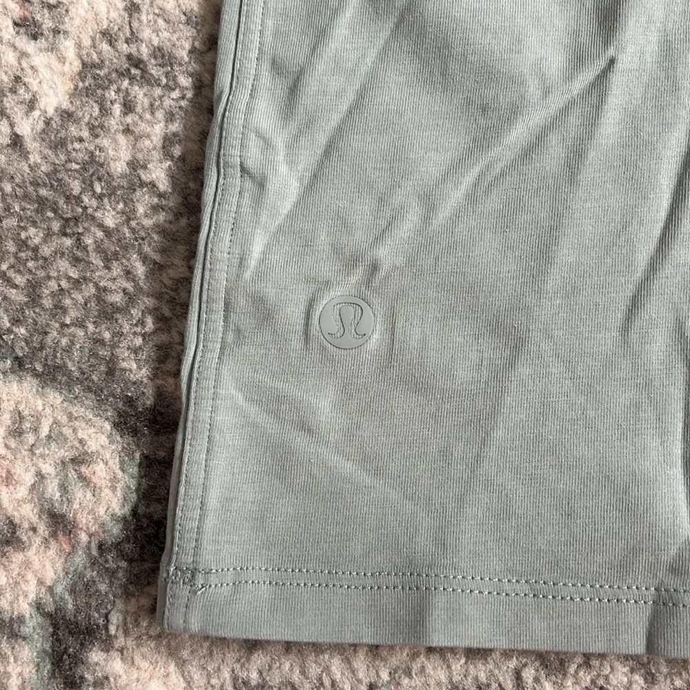 Lululemon LA 3/4 Sleeve Crewneck Shirt